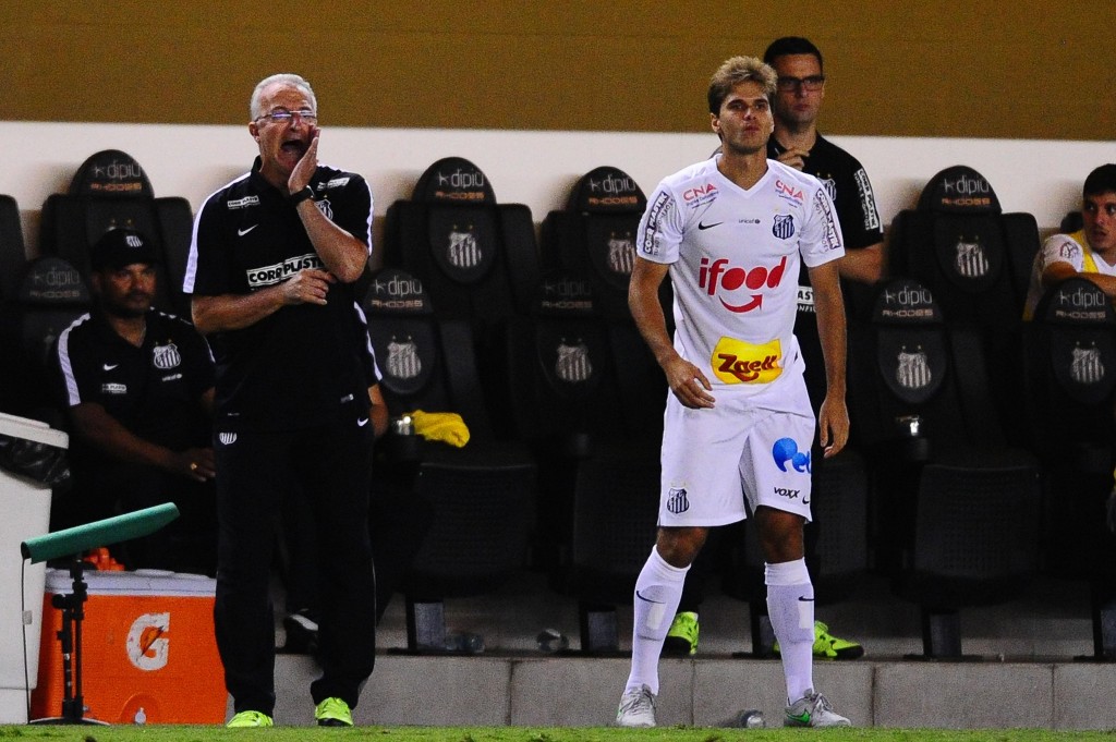 Dorival procurou manter a cautela após o triunfo (foto: Sergio Barzaghi/Gazeta Press)