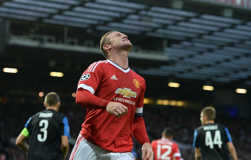 Rooney pede calma aos companheiros do Manchester (Foto: Oli Scarff/AFP)
