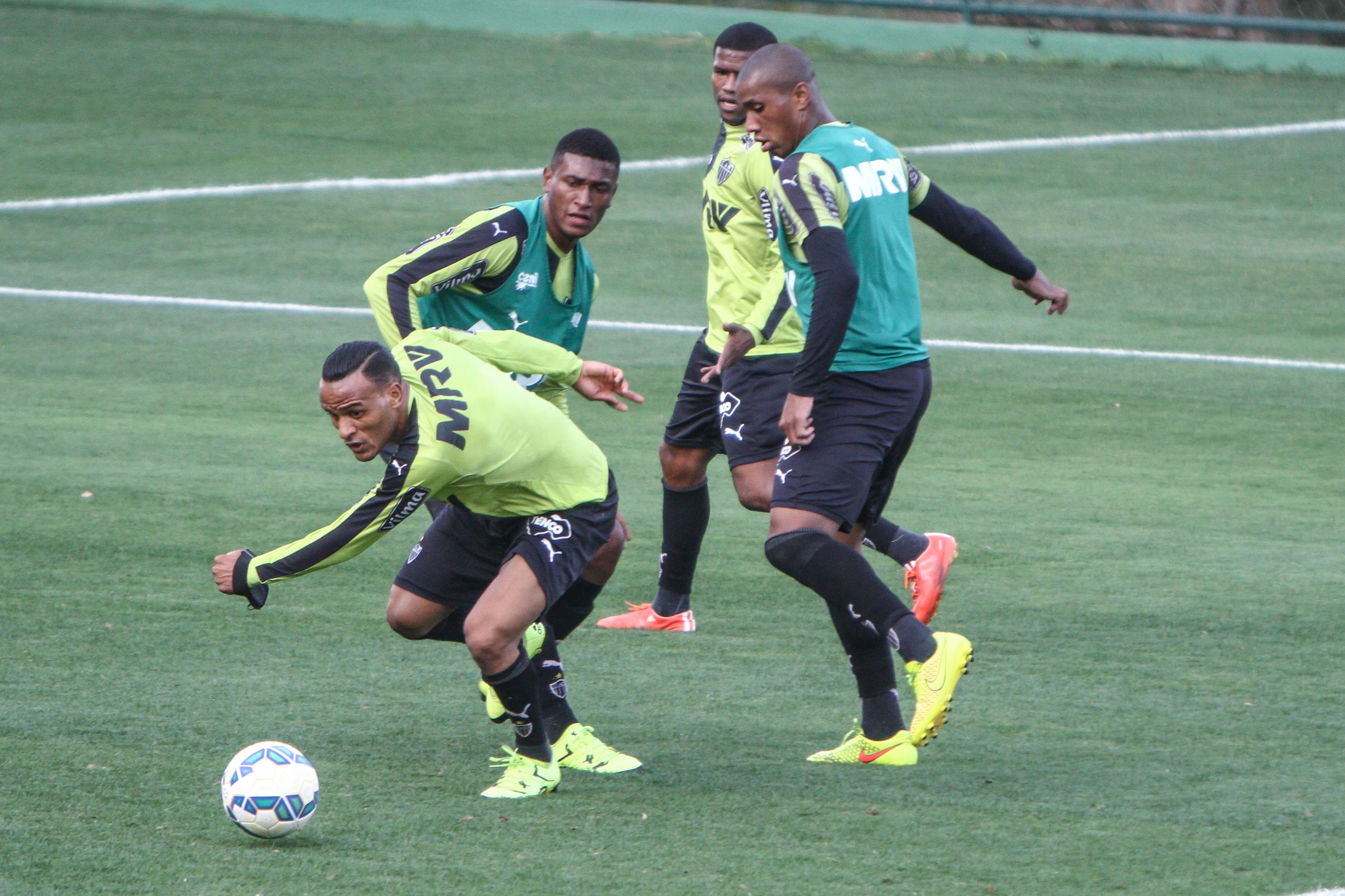 Patric pode ser a novidade na escalação do Atlético-MG (Foto: Bruno Cantini/Atlético-MG)