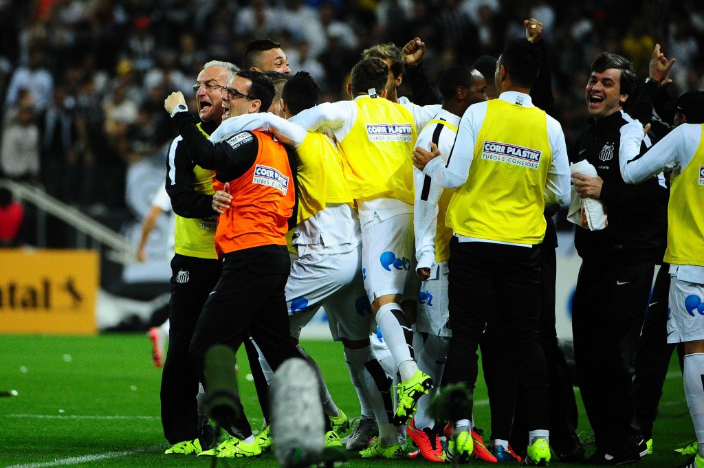 O técnico Dorival Júnior disse que continuará priorizando a disputa do Campeonato Brasileiro (Foto:Sergio Barzaghi/Gazeta Press)