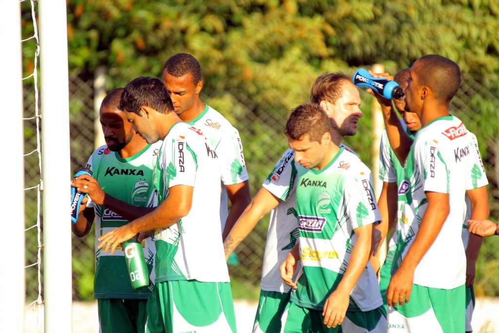 Luverdense terá equipe bem modificada para pegar o Coelho no Independência (Luverdense/Divulgação)