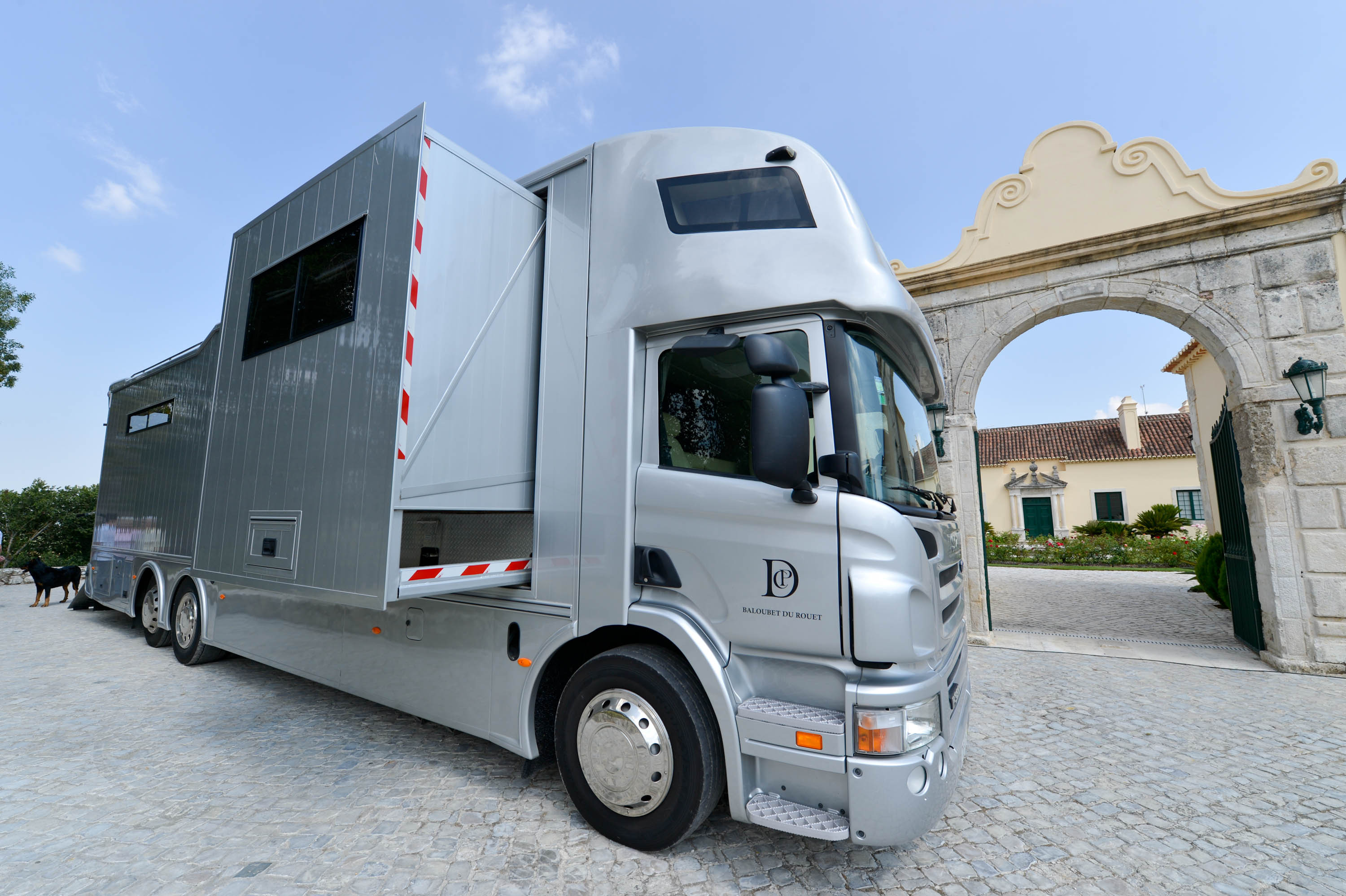 Temperamental, reprodutor tem luxo e conforto no 'baloubetmóvel'. Foto: Fernando Dantas/Gazeta Press