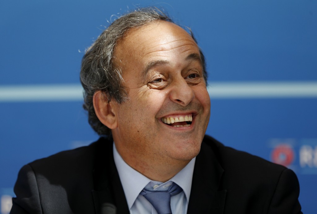 O francês Michel Platini será um dos candidatos à presidência da Fifa (Valery Hache/AFP)