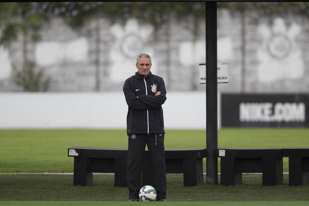Adenor Leonardo Bacchi, o Tite, repreendeu a si mesmo por palavra errada (foto: Daniel Augusto Jr./Agência Corinthians)