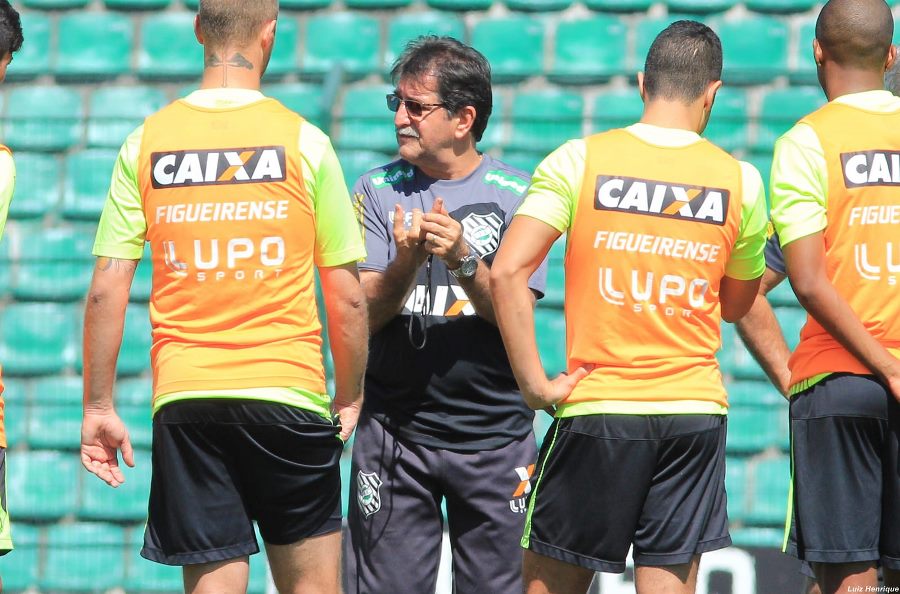 René Simões quer Figueira focado e com personalidade para superar o Vasco (Foto: divulgação/FFC)