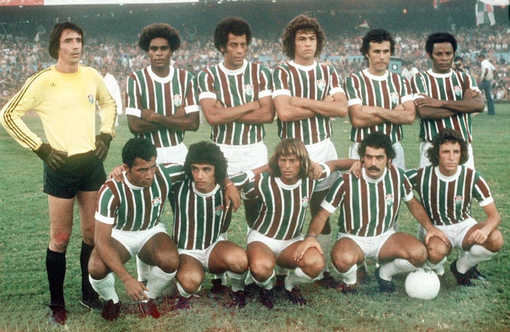Time do Fluminense em 1976. Em pé (da esquerda para direita): Renato, Pintinho, Carlos Alberto Torres, Edinho, Rubens e Rodrigues Neto - Agachados: Gil, Cléber, Doval, Rivelino e Dirceu (Foto: Acervo/Gazeta Press)