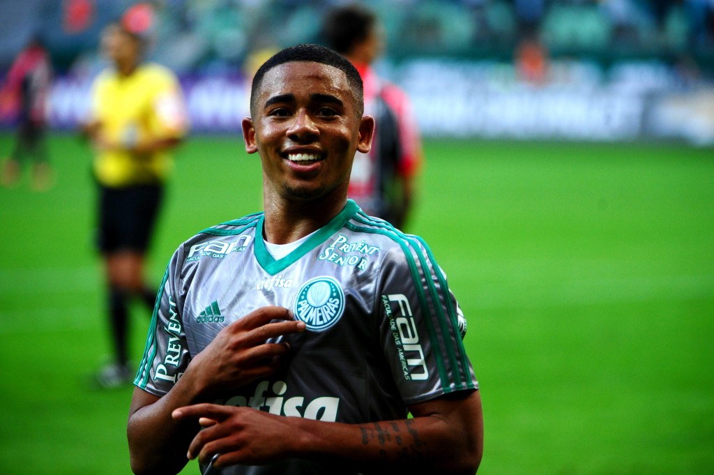 Em um período de cinco dias, Gabriel Jesus fez quatro de seus cinco gols como profissional (Foto: Sérgio Barzaghi/GazetaPress)