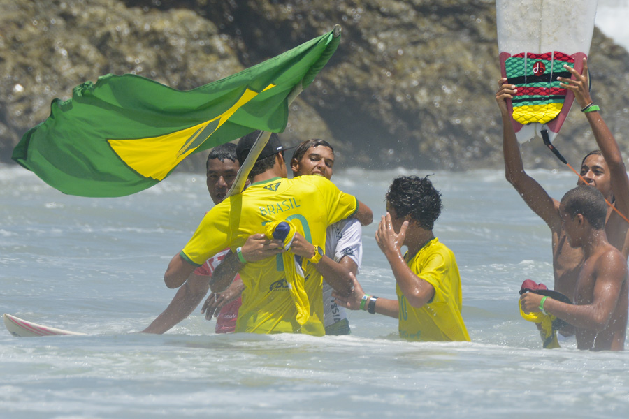 Brasil teve campeão e vice no sub-18 masculino, mas encerrou Mundial júnior só em quinto (Foto: ISA)