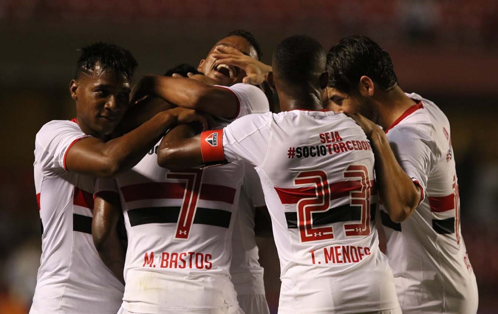 Tranquilizado por duas vitórias seguidas, São Paulo visita vice-lanterna para embalar e ganhar corpo no Brasileiro (Foto: Rubens Chiri/SPFC)