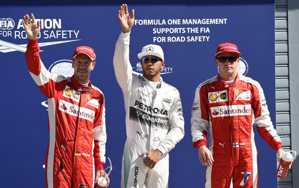 Sebastian Vettel, Lewis Hamilton e Kimi Raikkonen dominaram o treino. (Foto: Olivier Morin/AFP)