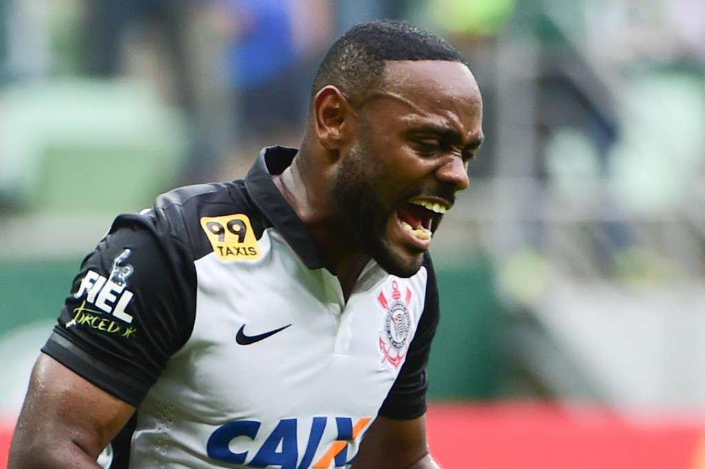 Love marcou no Palmeiras e evitou a derrota do Corinthians (foto: Djalma Vassão/Gazeta Press)