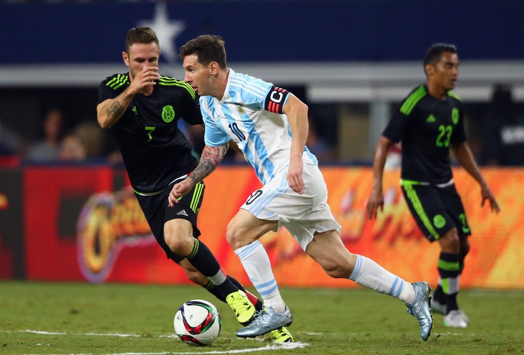 Messi voltou a ser decisivo diante dos mexicanos (foto: Ronald Martinez/Getty Images/AFP)