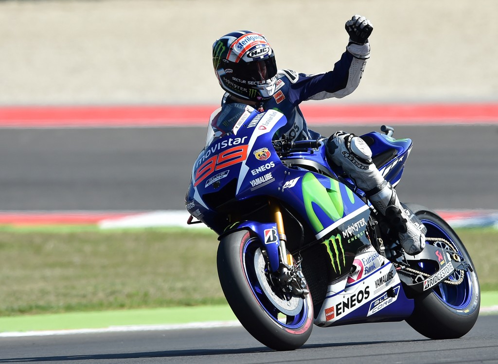 Com a volta mais rápida da história do traçado italiano, Lorenzo vai largar na pole em San Marino (foto: Alberto Pizzoli/AFP)