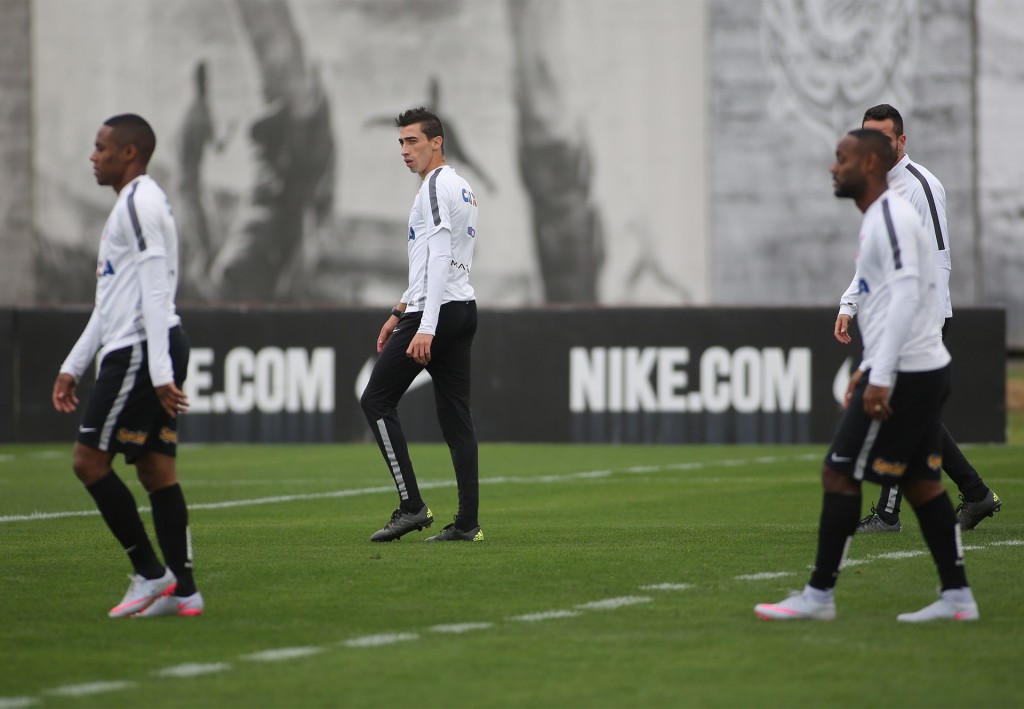 Atacante vindo da Ponte Preta trabalhou entre os titulares (foto: Daniel Augusto Jr./Ag. Corinthians)