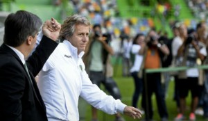 Time de Jorge Jesus tem compromisso fora de casa (Foto: AFP)