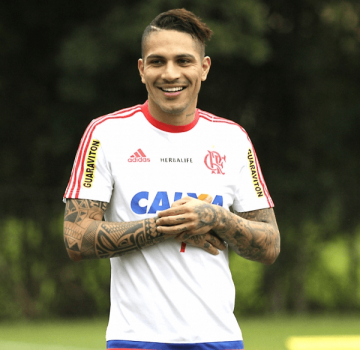 Guerrero deve formar dupla de ataque com Emerson Sheik em 2016 (Foto: Gilvan de Souza/Divulgação)