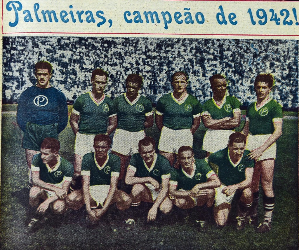 Imagem do time campeão paulista de 1942, publicada na capa de A Gazeta Esportiva, integra o álbum do Palmeiras