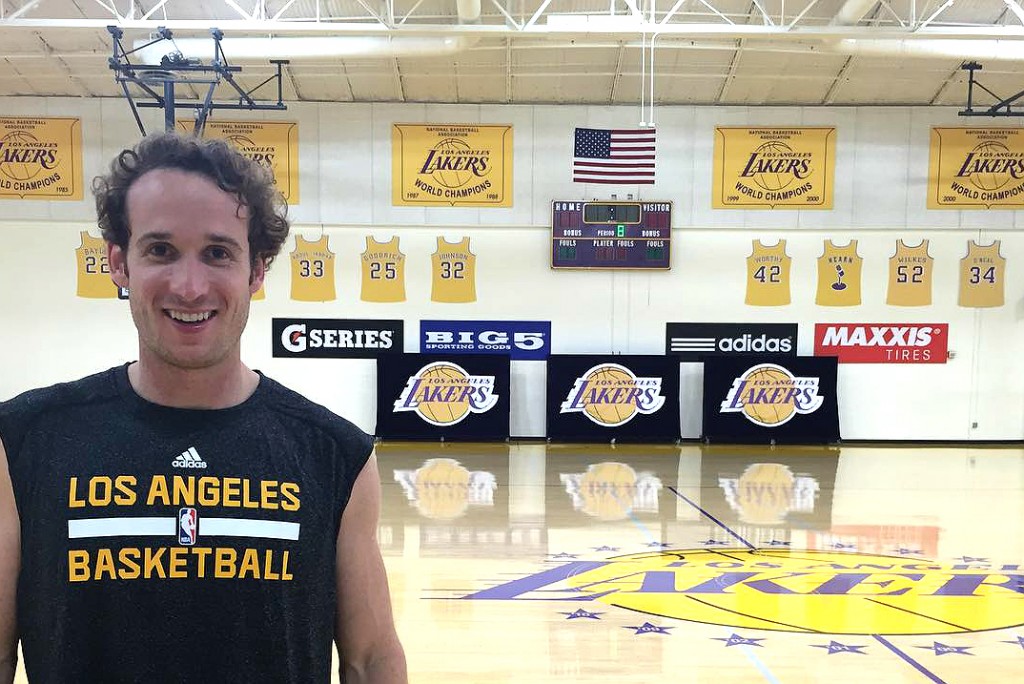 Huertas assinou com os Lakers por um ano (Foto: Divulgação)