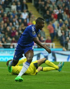 Chelsea's Brazilian midfielder Ramires celebrates after Willian's freekick goes straight into the net for Chelsea's second goal during the English Premier League football match between Newcastle United and Chelsea at St James' Park in Newcastle-upon-Tyne, north east England, on September 26, 2015.  AFP PHOTO / IAN MACNICOL RESTRICTED TO EDITORIAL USE. No use with unauthorized audio, video, data, fixture lists, club/league logos or 'live' services. Online in-match use limited to 75 images, no video emulation. No use in betting, games or single club/league/player publications.
