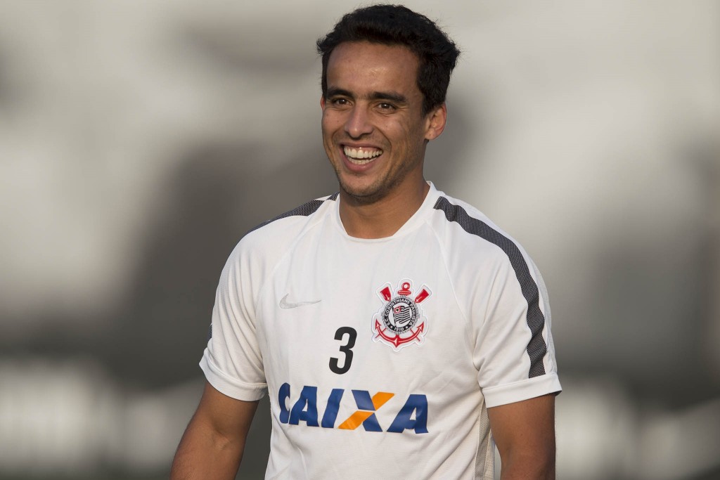 Jadson está mais feliz e mais em forma do que no início de 2014 (foto: Daniel Augusto Jr./Agência Corinthians)