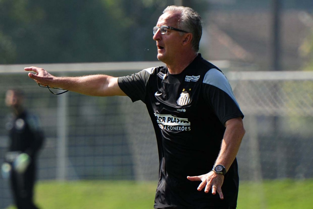 Dorival Júnior não terá Lucas Lima nesta quinta (Foto: Ivan Storti)