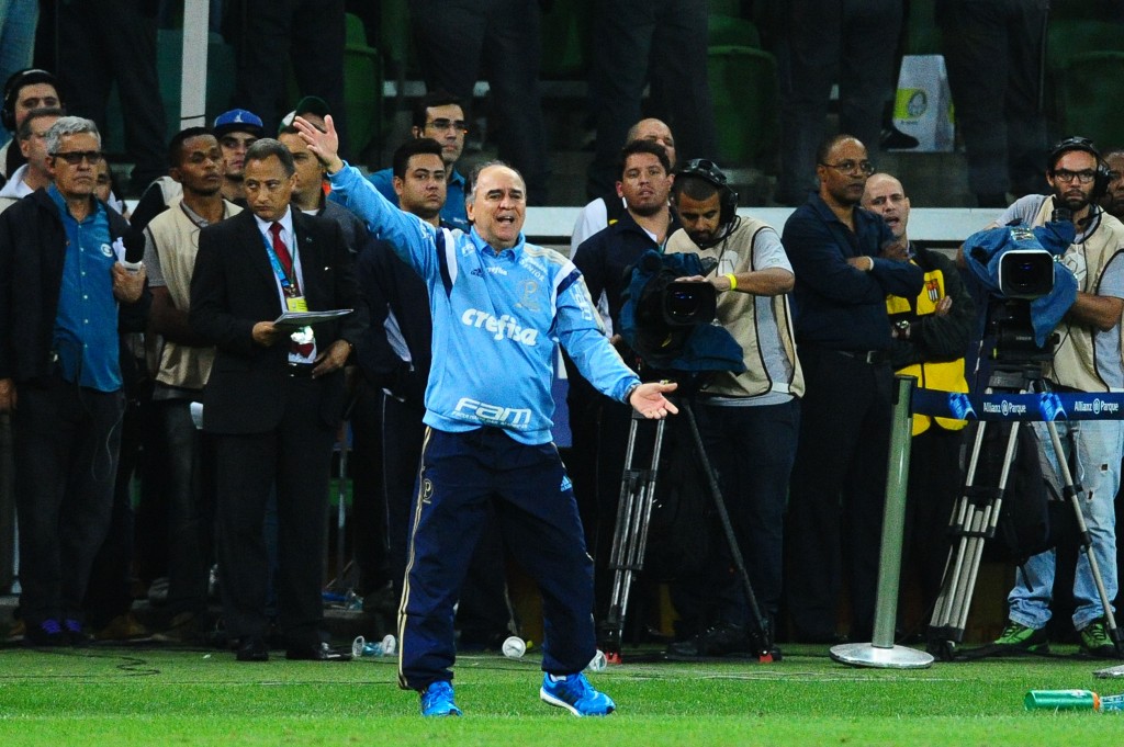 Técnico Marcelo Oliveira sente time fortalecido por vitória sofrida. (Foto: Djalma Vassão/Gazeta Press)