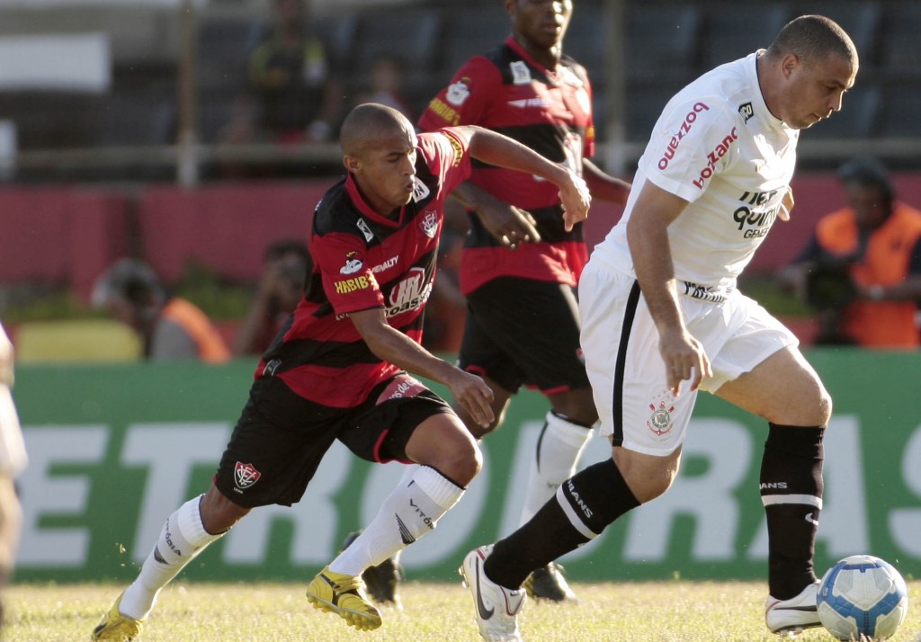 Tropeço no Vitória custou caro ao Corinthians a duas rodadas do final em 2010 (foto: Rodrigo Coca/Agência Corinthians - 21/11/10)