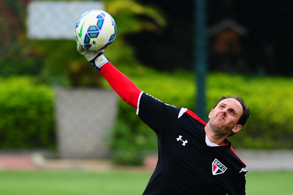 O goleiro Rogério Ceni vive a reta final de sua carreira no São Paulo (Foto: Sergio Barzaghi/Gazeta Press)