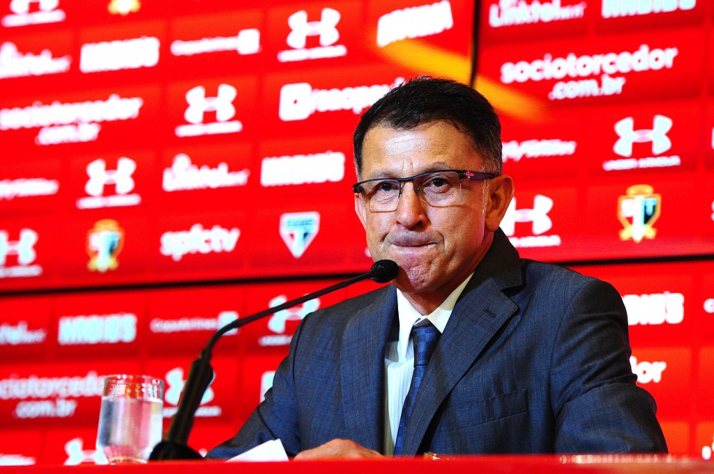 O técnico Juan Carlos Osorio comandará o México nas Eliminatórias da Copa do Mundo (Foto: Sergio Barzaghi/Gazeta Press)