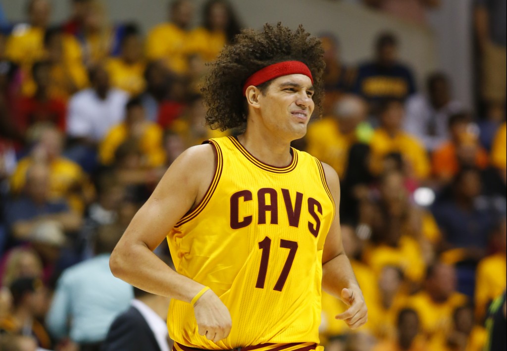 CINCINNATI, OH - OCTOBER 7: Anderson Varejao #17 of the Cleveland Cavaliers during a preseason game against the Atlanta Hawks on October 7, 2015 at Cintas Center Cincinnati, Ohio. NOTE TO USER: User expressly acknowledges and agrees that, by downloading and or using this Photograph, user is consenting to the terms and conditions of the Getty Images License Agreement. Mandatory Copyright Notice: Copyright 2015 NBAE   Jeff Haynes/NBAE via Getty Images/AFP