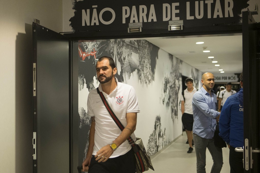 Danilo tem a mesma idade de Alessandro, que parou há dois anos (foto: Daniel Augusto Jr./Agência Corinthians)