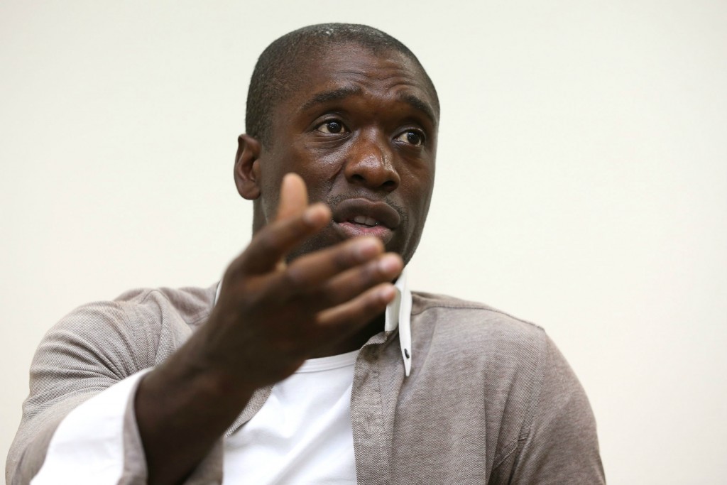 Seedorf disse estar preocupado com a influência do dinheiro no futebol mundial (Foto: Sátiro Sodré/SS Press)