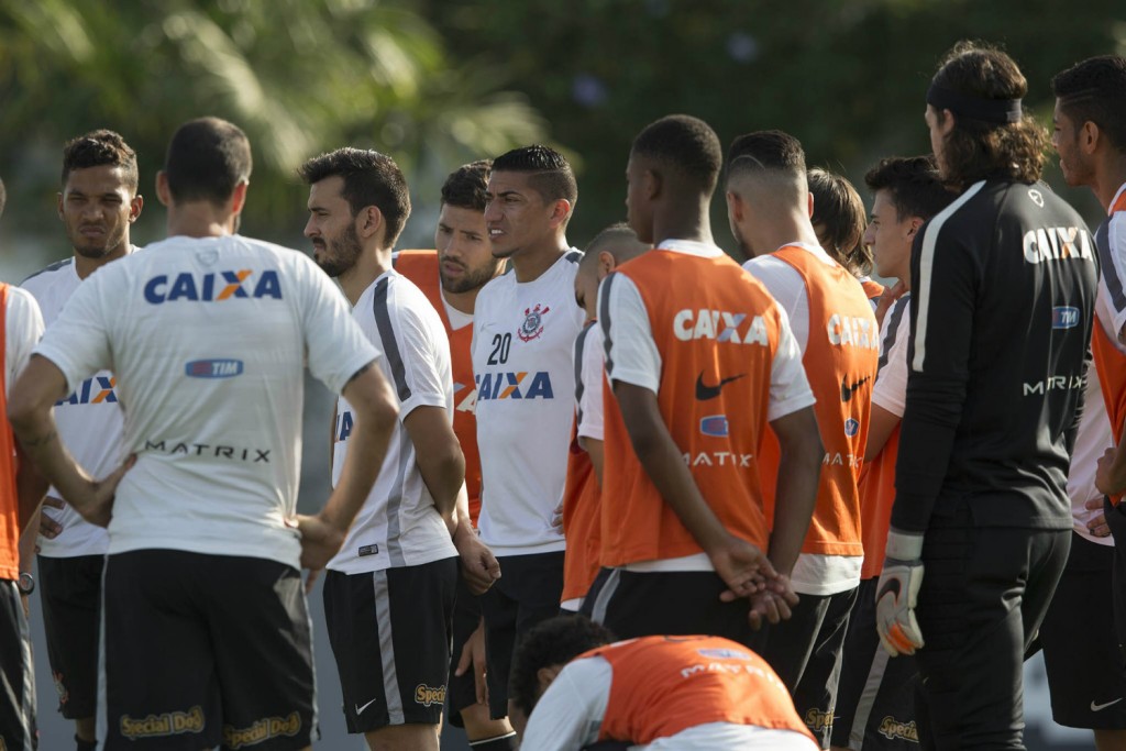 União do elenco é antídoto da individualidade e se mostra essencial na luta pelo título (Foto: Daniel Augusto Jr./Ag. Corinthians)