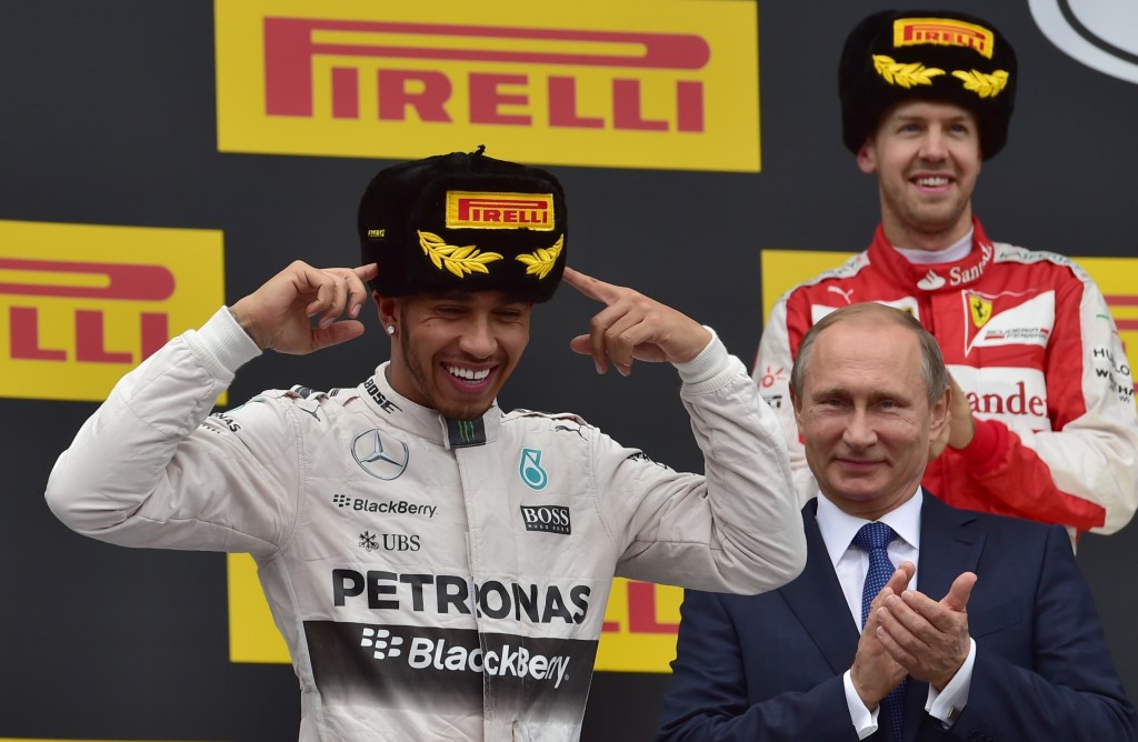 Hamilton e Vettel devem concentrar briga pelo Mundial de F1 em 2016 (Foto: AFP)