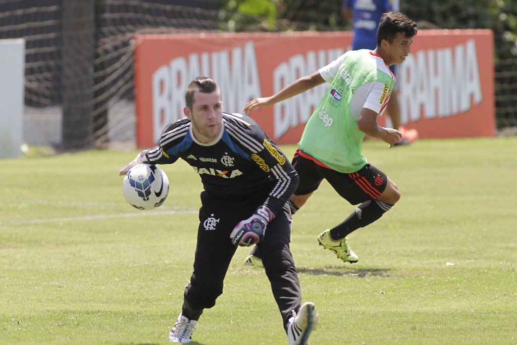 O goleiro Paulo Victor prega tranquilidade para o Flamengo alcançar vitórias (Foto: Gilvan de Souza/Flamengo)
