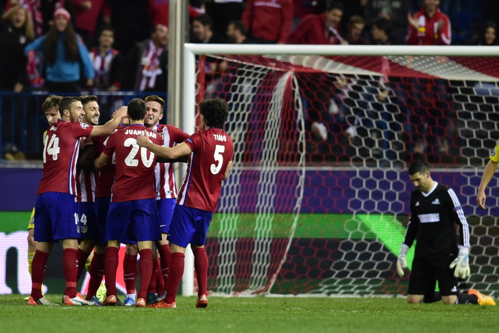 O Atlético de Madri goleou o Astana por 4 a 0, no Vicente Calderón (Foto: Javier Soriano/AFP)