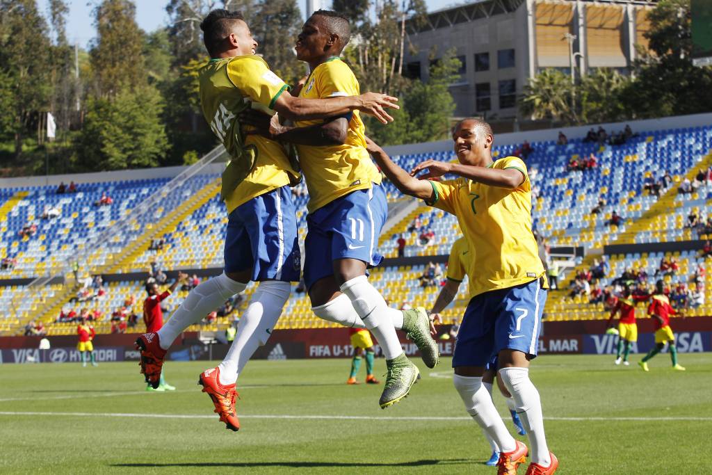 A Seleção Brasileira está nas oitavas de final do Mundial sub-17, no Chile (Foto: Marcelo Hernandez/AFP)