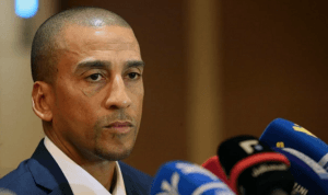 Dentre ex-jogadores de renome como Zico, Maradona e Platini, David Nakhid é o único que está confirmado no pleito (Foto:Divulgação)