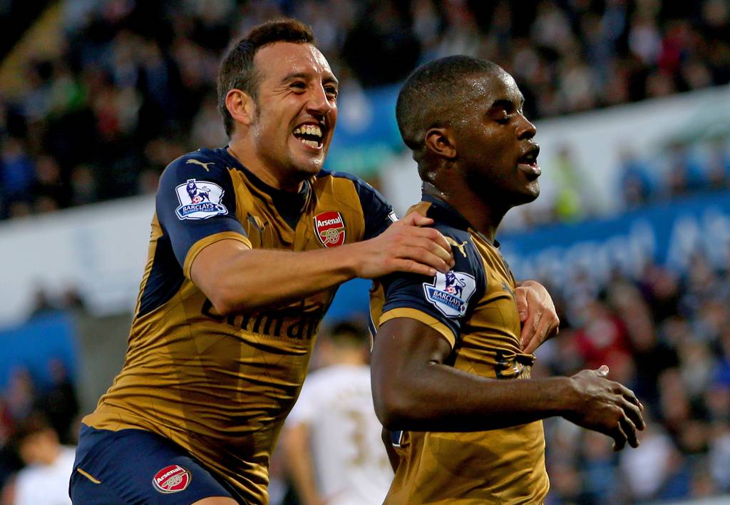 Campbell foi autor do segundo gol do Arsenal na goleada sobe o Swansea (Foto: Geoff Caddick/AFP)