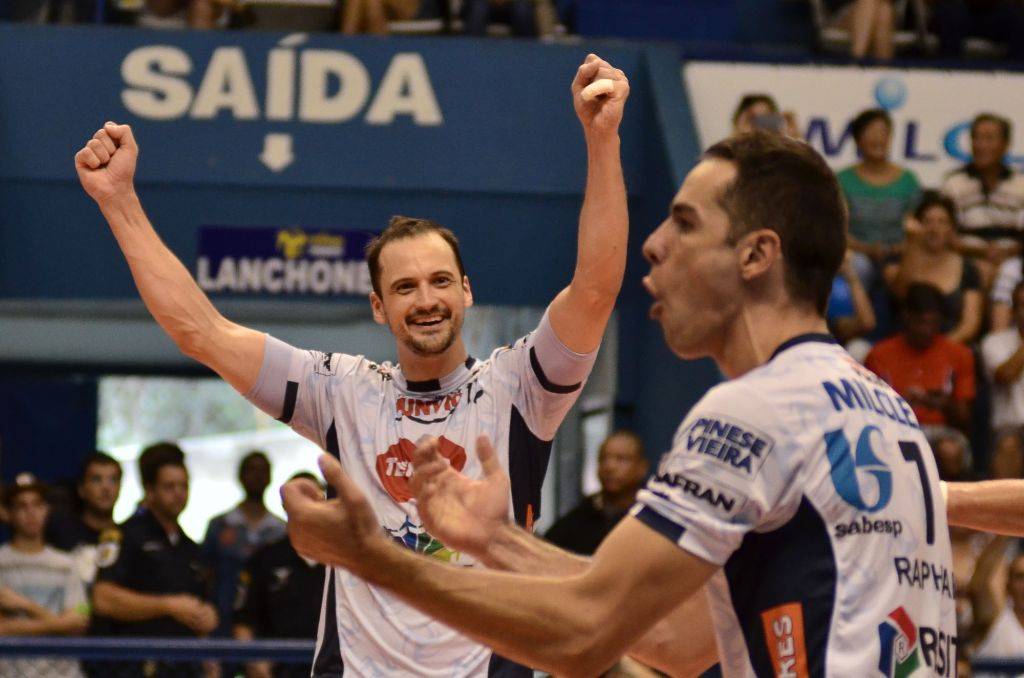Lipe marcou ponto final da partida entre Sesi e Taubaté (Foto:Divulgação/CBV/Funvic/Taubaté)