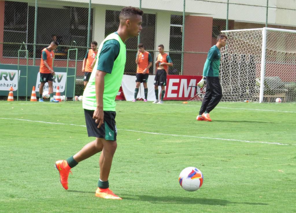 Destaque na rodada passado, Pablo ganhou a posição de Mancini e será titular contra o Papão (Carlos Cruz/AFC)