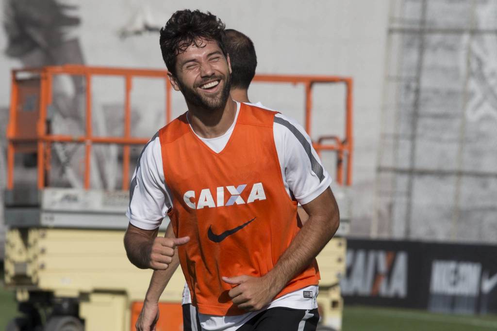 Campeão brasileiro, zagueiro vive o melhor momento de sua carreira (foto: Daniel Augusto Jr./Ag. Corinthians)