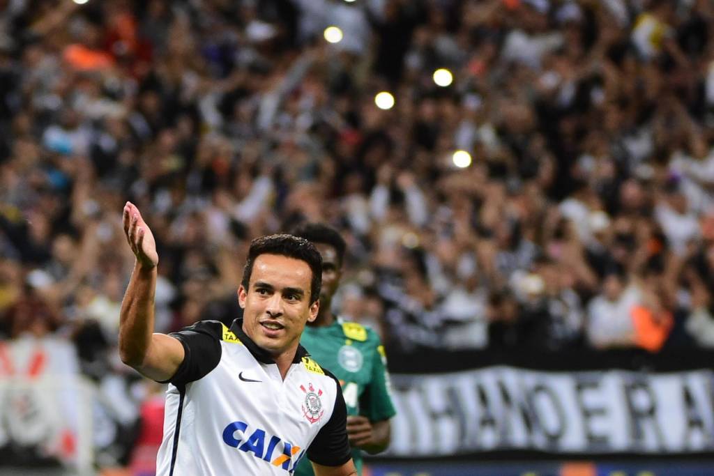 Jadson oficializou sua transferência para o futebol chinês (foto: Sergio Barzaghi/Gazeta Press)