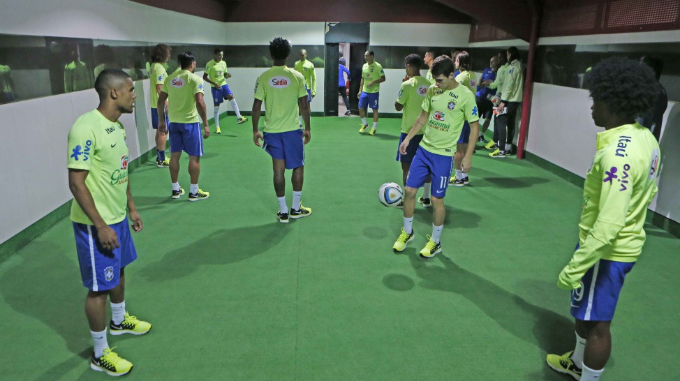 Jogadores da Seleção fizeram trabalhos físicos antes de retornar ao hotel (Foto: Divulgação/CBF)