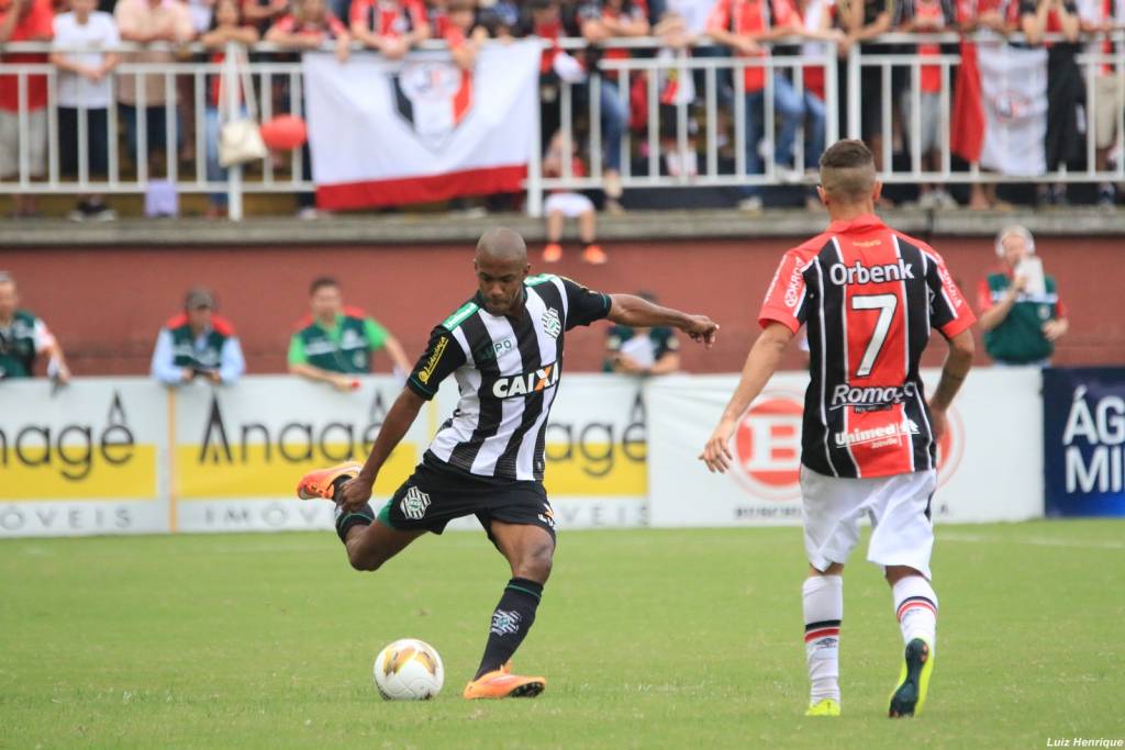 Figueirense e Joinville disputaram a final do Catarinense de 2015. O alvinegro saiu vitorioso (Foto: Luiz Henrique/Figueirense)
