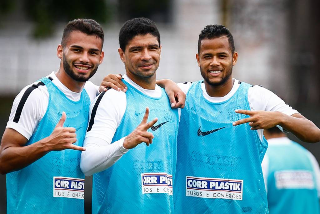 Renato é um dos jogadores mais respeitados no atual elenco santista (Foto: Ricardo Saibun)