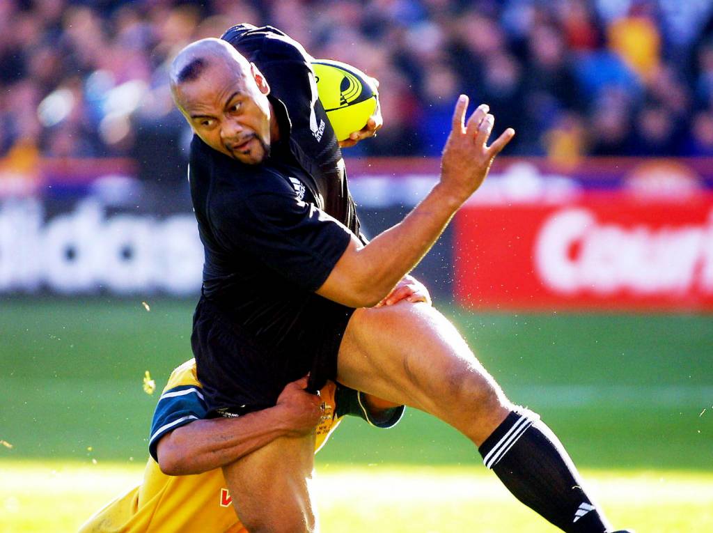 Lenda dos All Blacks, Jonah Lomu morreu aos 40 anos em sua casa (Foto: Dean Tremi/AFP)