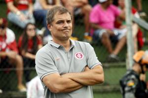 Em sua passagem pelo Inter, Aguirre recebeu críticas pelo rodízio de jogadores e pela preparação física deficiente (Internacional/Divulgação)