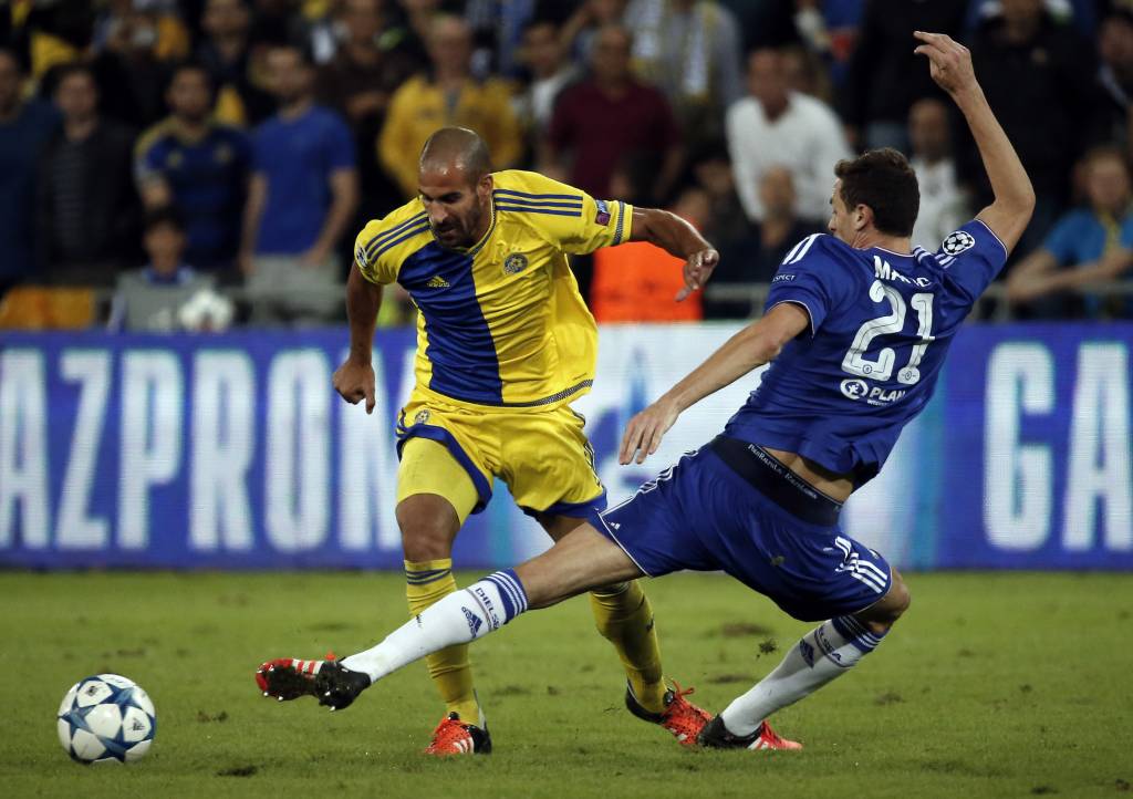 Maccabi até que criou chances, mas saiu de campo com mais uma derrota na Liga dos Campeões (foto: Thomas Coex/AFP)