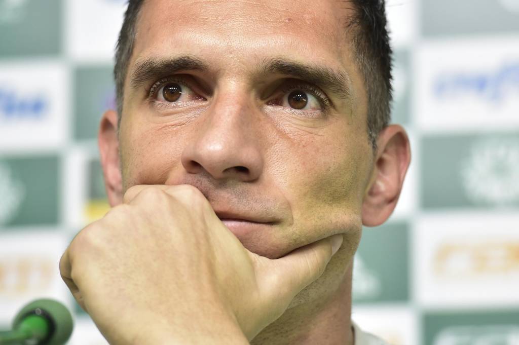 O goleiro palmeirense não quer que o desequilíbrio emocional prejudique ainda mais o time (foto: Fernando Dantas/Gazeta Press)